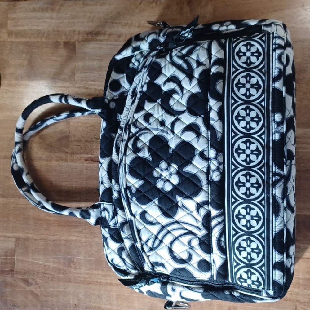 RARE Vera Bradley Metropolitan Weekender Bag in Retired "Night and Day" Pattern. - Picture 2 of 8